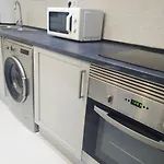Megano, Apartamento A Estrenar En La Ruta Vinos. Junto A Estanciones.
