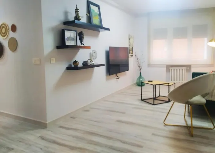 Megano, Apartamento A Estrenar En La Ruta Vinos. Junto A Estanciones.
