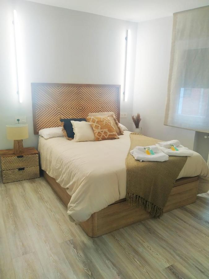 Megano, A Estrenar En La Ruta Vinos. Junto A Estanciones. Apartamento *