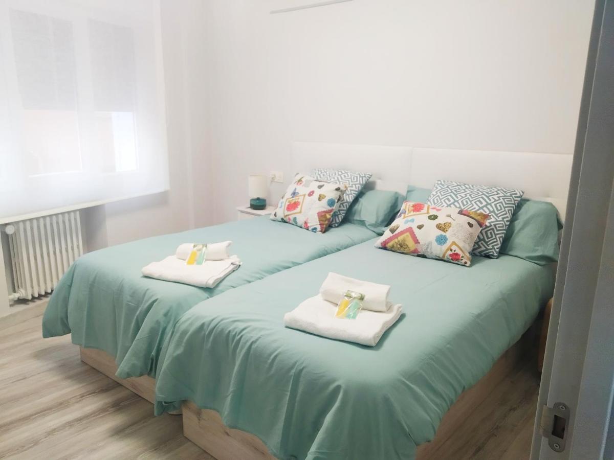 Apartamento Megano, A Estrenar En La Ruta Vinos. Junto A Estanciones.